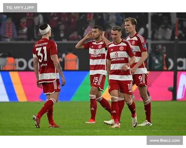 德甲保级附加赛精彩对决 争夺最后生死时刻 赢家将决定未来命运 德甲保级附加赛精彩对决 争夺最后生死时刻 赢家将决定未来命运